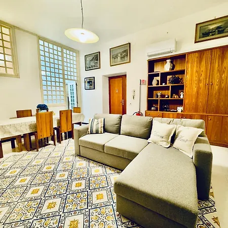 Domus Memè Sorrente