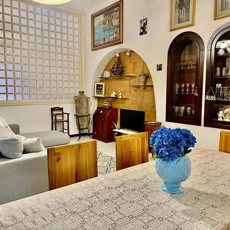 Domus Memè * Sorrente